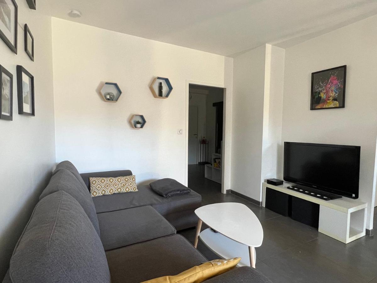 Superbe Appartement Centre Ville Nimes Bagian luar foto